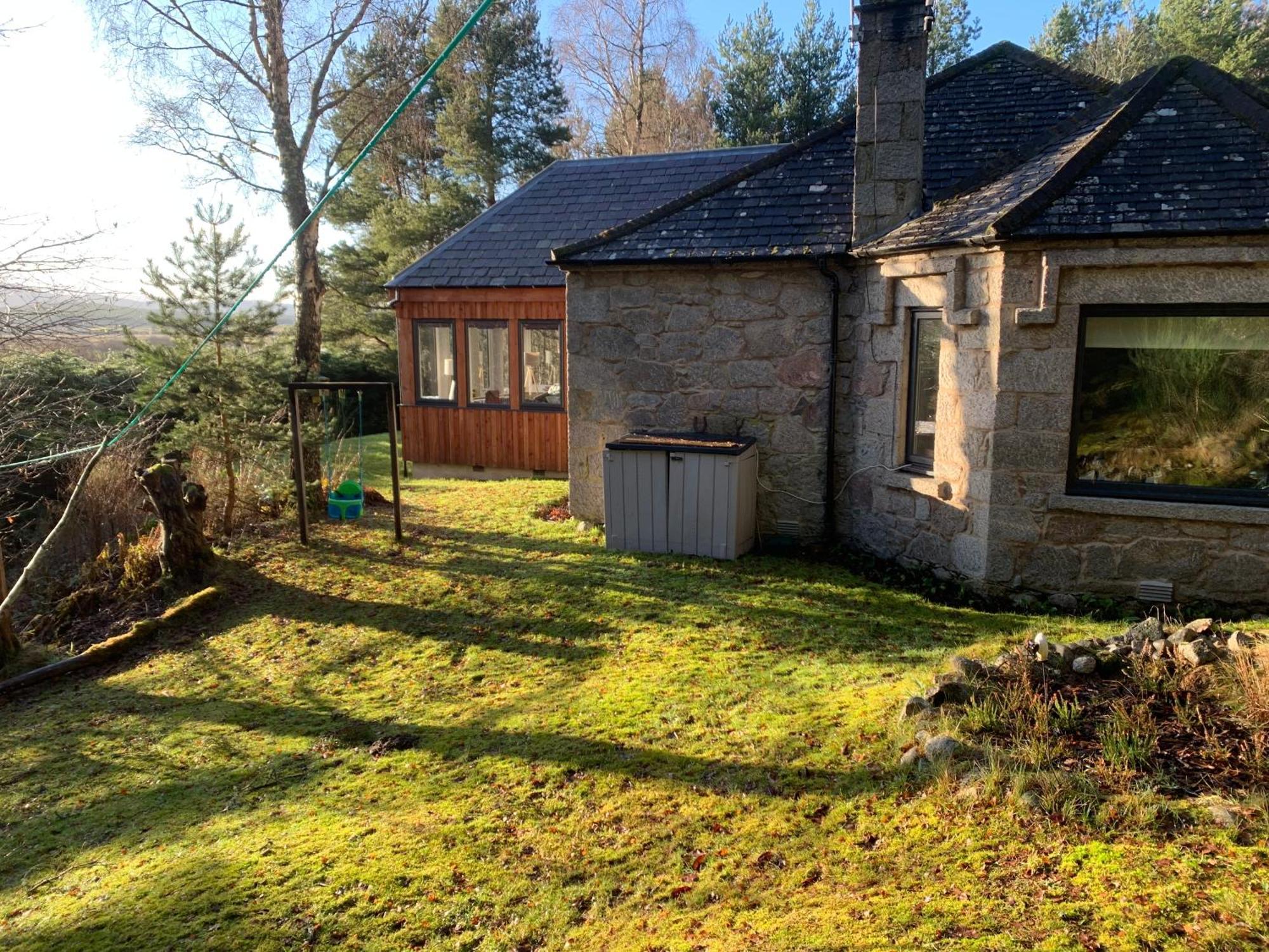 Amazing Cottage With Private Indoor Swim Pool And Hot Tub Grantown-on-Spey 외부 사진