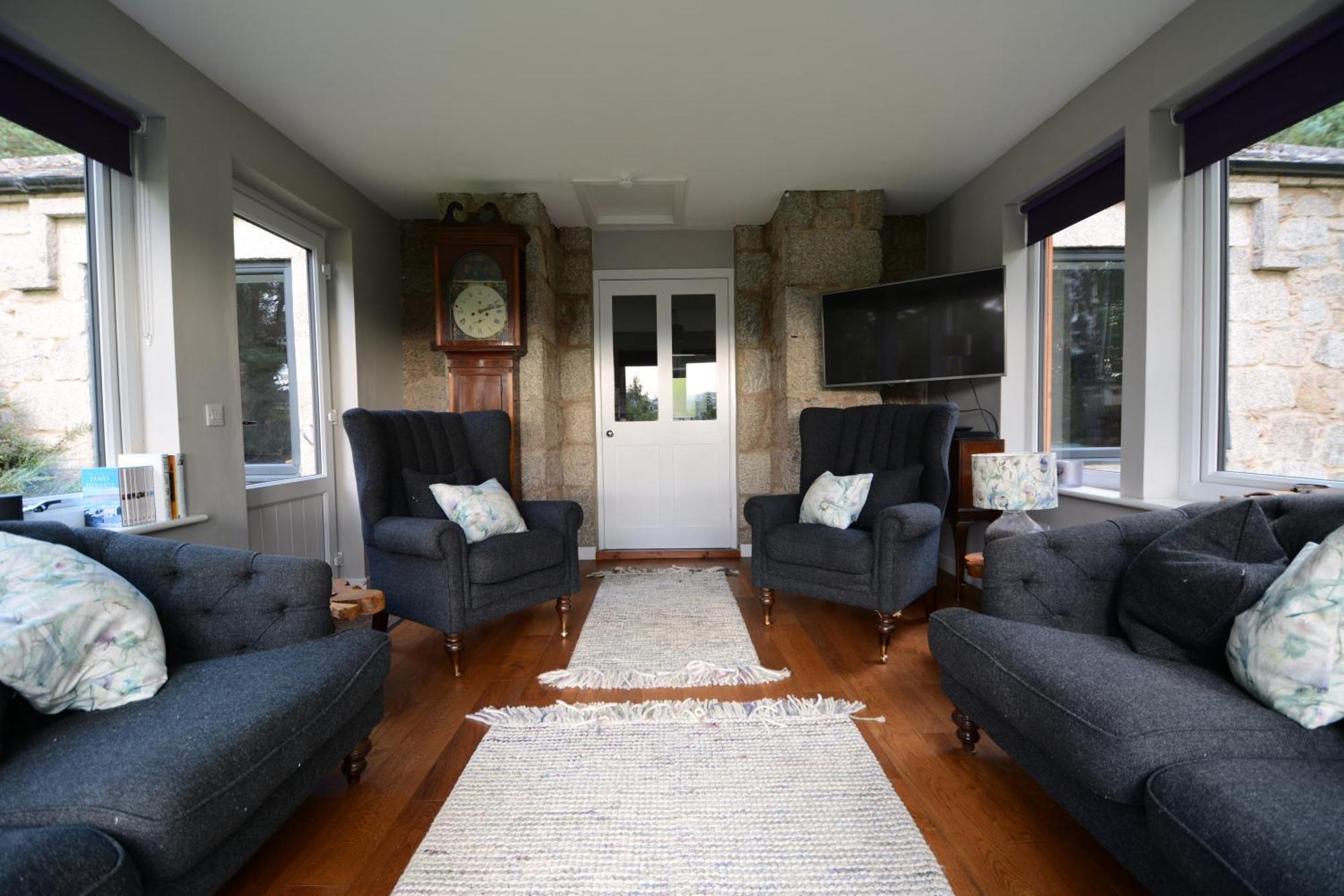 Amazing Cottage With Private Indoor Swim Pool And Hot Tub Grantown-on-Spey 외부 사진