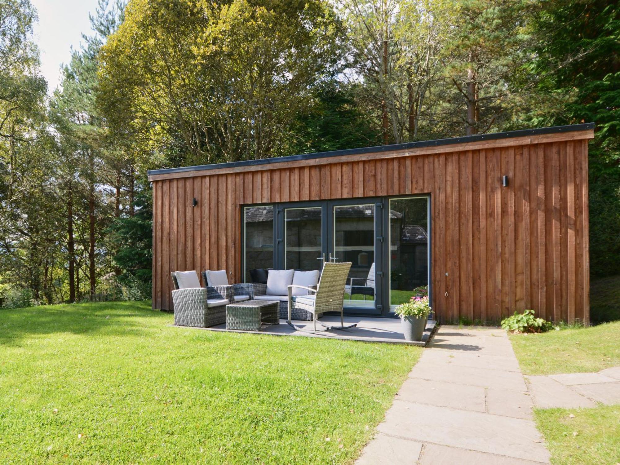 Amazing Cottage With Private Indoor Swim Pool And Hot Tub Grantown-on-Spey 외부 사진