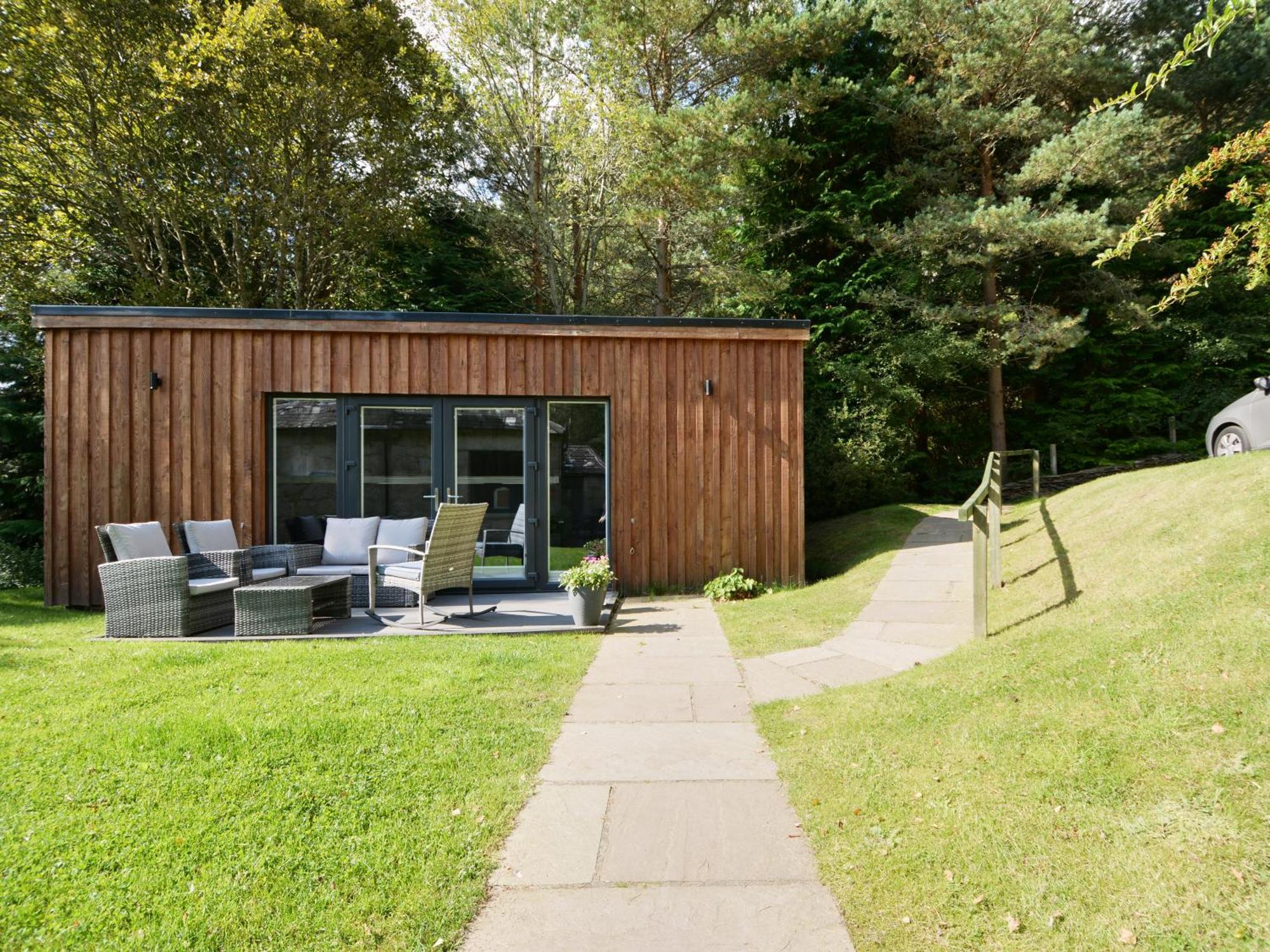 Amazing Cottage With Private Indoor Swim Pool And Hot Tub Grantown-on-Spey 외부 사진